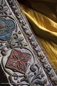 04 02 2013 - Marseille(FRA,13), Notre Dame de la Garde, Vêtements liturgiques