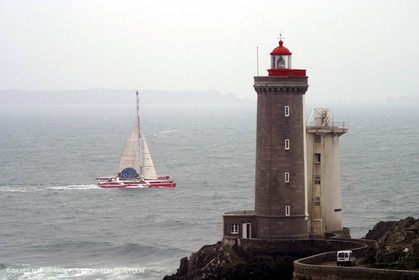 Round the world solo record - Idec - Francis Joyon - Brest finish