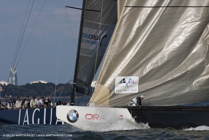 04 08 2010 - Cowes (UK, IOW) - The 1851 Cup -  BMW ORACLE Racing - Day 2