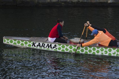 11 11 2014, Capetown (ZAF), Volvo Ocean Race 2014-15, Team Alvimedica, boat back in teh water