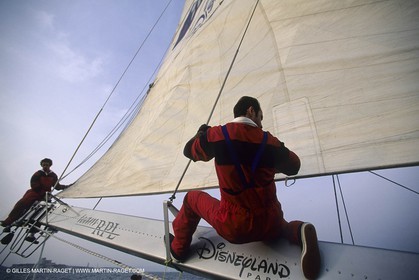 Commodore Explorer - Bruno Peyron - 1993 - Mediteranean Record attempt