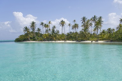 01 02 2008 - San Blas Archipelago (Panama) - Motor Yacht Senses