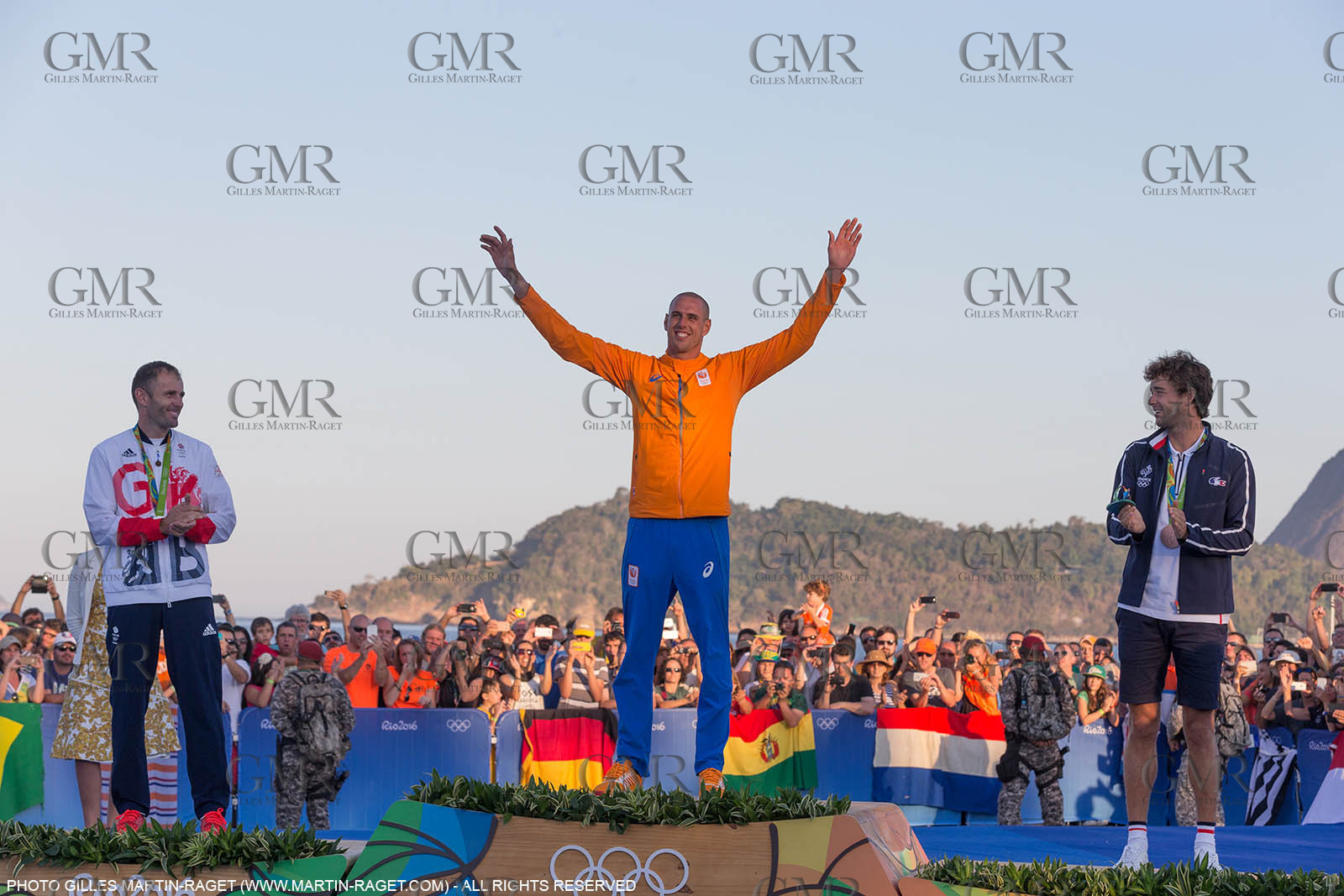 14 08 2016, Rio de Janeiro (BRA), 2016 Olympic Games, Sailing, RSX Men medal ceremony, Nick Dempsey (GBR), Van Rysselberghe Dorian (NED), Pierre le Coq (FRA)