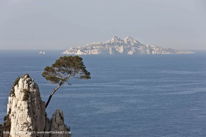 20 03 2009 - Marseille (FRA, 13) - Les Calanques - Pic de l'Eissadon et falaises du Devenson