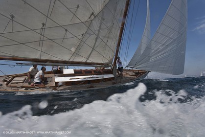 Sailing, Classic yachts, Voiles Vieux Port 2009, Marseille (FRA)