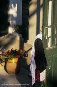 Arles (FRA,13) - Costume from Arles Fest
