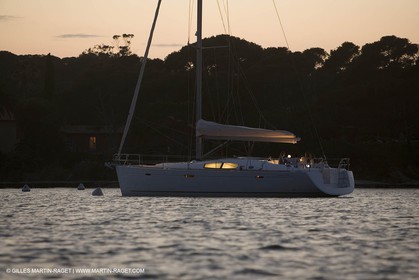 Cruising monohull mooring