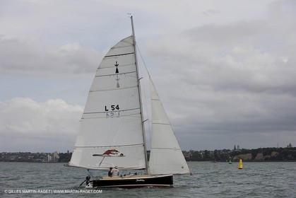 01 02 2009 - Auckland (NZL) -  Louis Vuitton Pacific Series -  Racing Day 3 - Round Robin 1