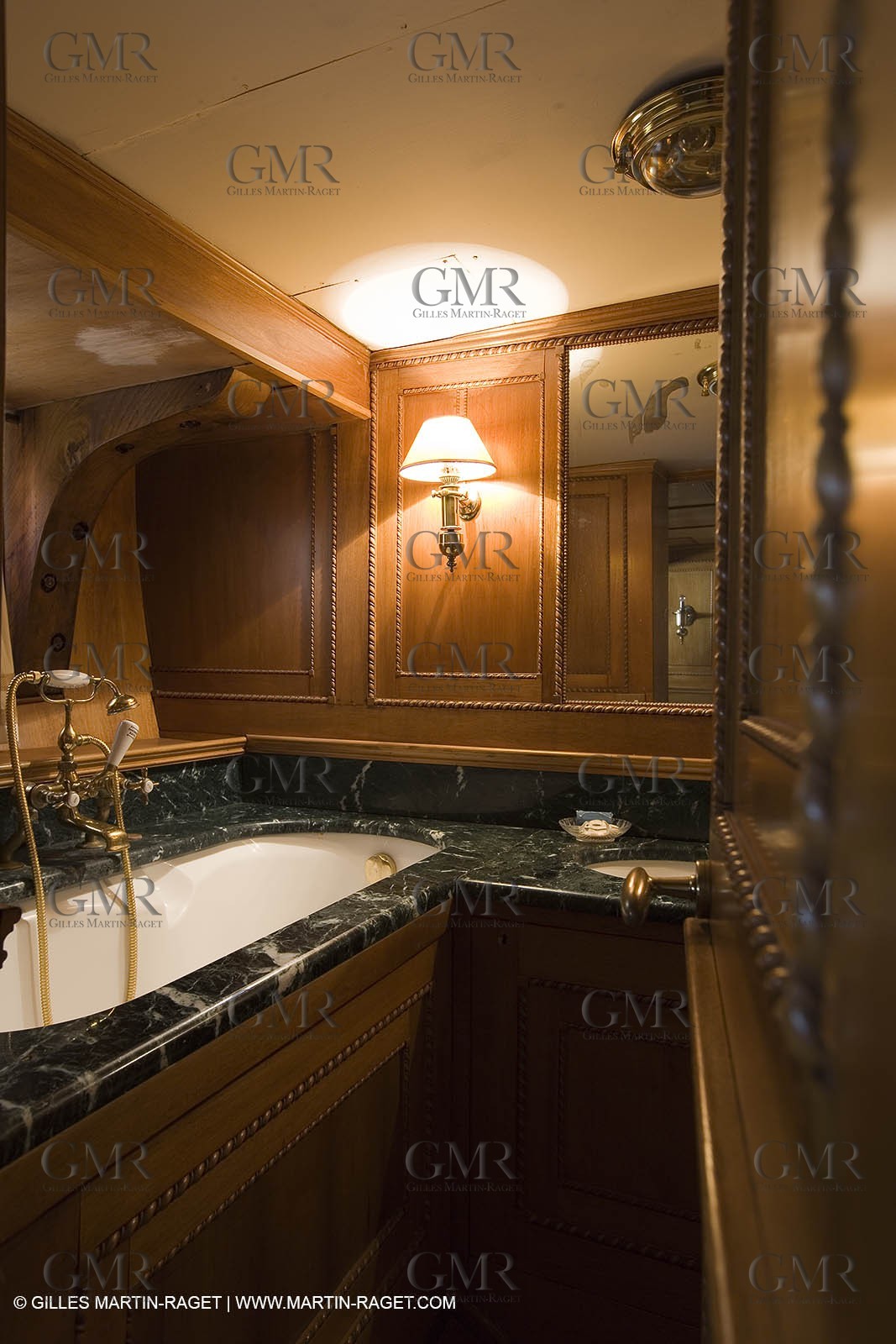 18-05-07 - Monaco - Zaca - Interiors