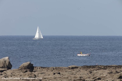 19 05 2010 - Brest (FRA,29) -  Pen Duick V dans le Goulet