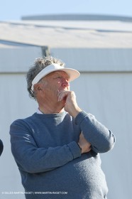 10 11 2009 - San Diego (USA, CA) - 33rd America's Cup - BMW ORACLE Racing - Wing testing , Day 1