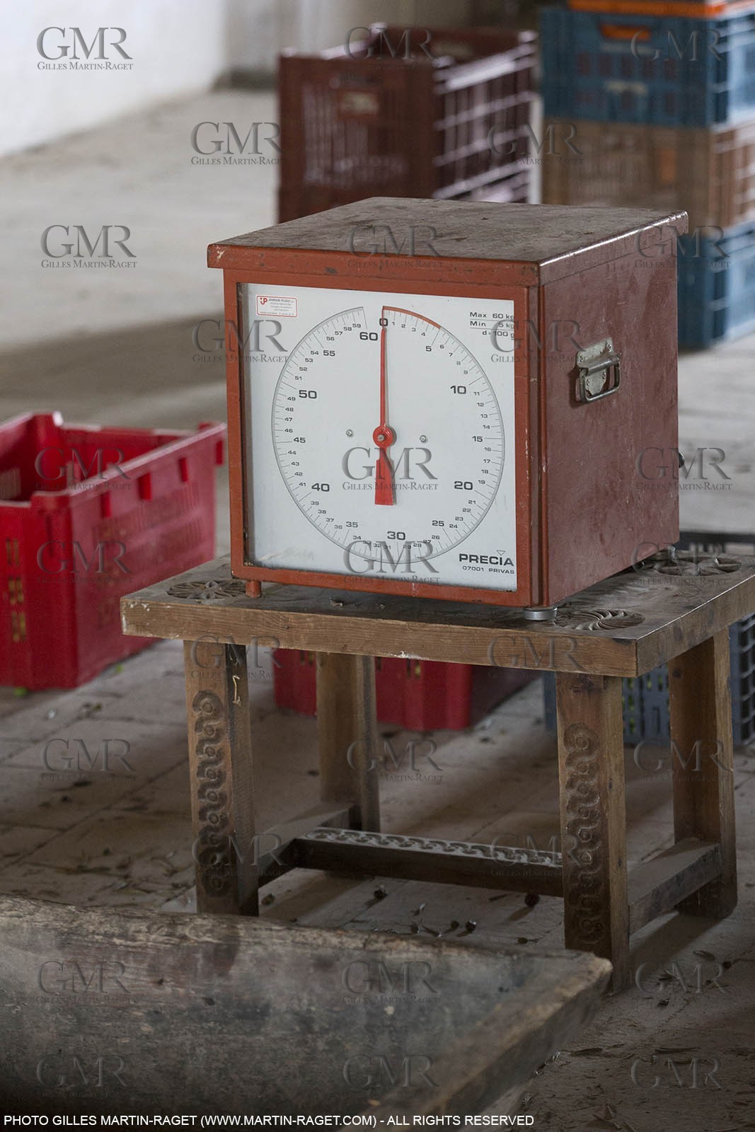 14 11 2015, Saint-Etienne du Grès (FRA,13), traditional making of olive oil at La Croix mill