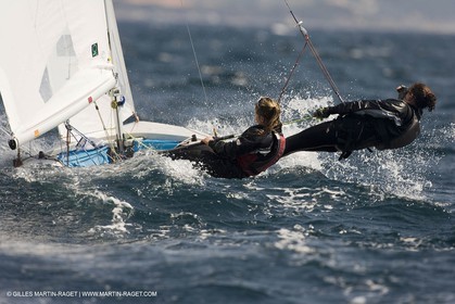27 04 2007 - Semaine Olympique Française 2007 - Hyères - Jour 6 - Medal Race - Team France - Lecointre-Lemaître