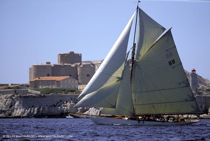 Moonbeam - Classic yachts - 2003 Voiles du Vieux Port