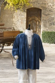 31 10 2013 - Ansouis (FRA,84) - Ansouis castle - Costumes of the exhibit Men costumes