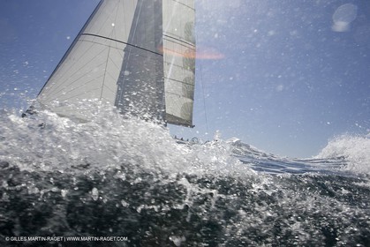 Monocoque de croisiere sous voile