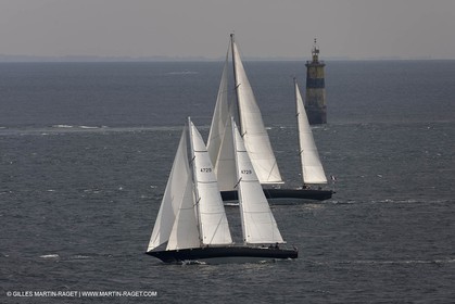19 05 2010- Sein - (FRA,56)  -  Pen Duick III and Pen Duick VI in the Sein island straight