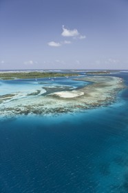 01 02 2008 - San Blas Archipelago (Panama) - Motor Yacht Senses