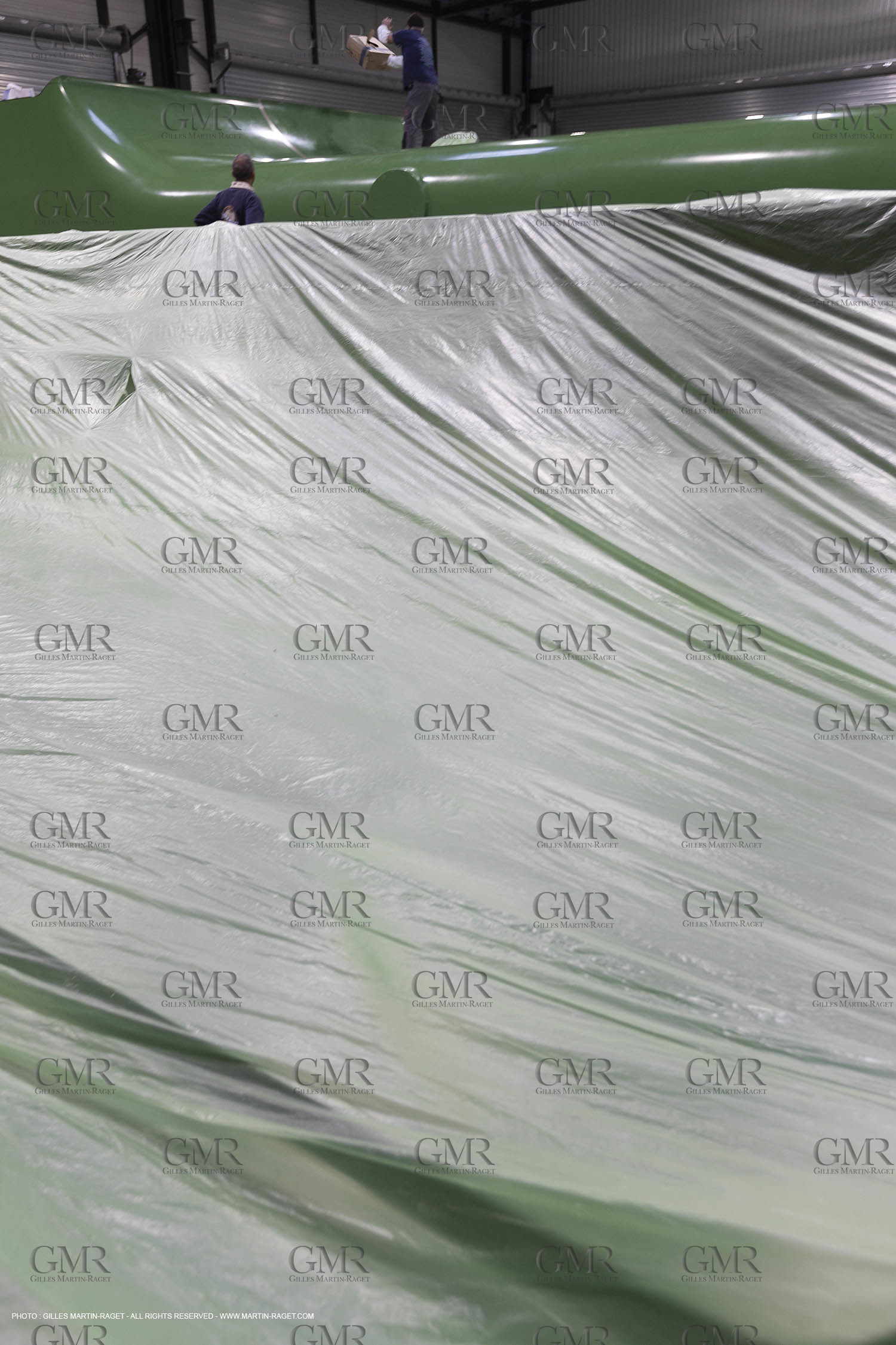 29 10 2018, La Grande Motte (FRA,30), Chantier Gunboat, construction du Gunboat 68, préparation des moules