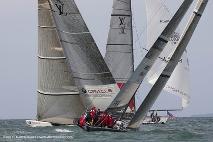 02 02 2009 - Auckland (NZL) - Louis Vuitton Pacific Series - Racing Day 4 - Round Robin 2 - BMW ORACLE RAcing Vs Pataugas by K-Challenge