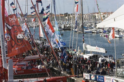 03 11 2008 - Les Sables d'Olonne (FRA,85) - Vendée Globe 2008 - Ambiances ponton