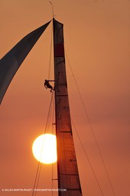 21 11 2010 - Dubai (UAE) - Dubai Louis Vuitton Trophy -  Round 2 - BMW ORACLE Racing