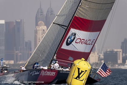 16 11 2010 - Dubai (UAE) - Dubai Louis Vuitton Trophy -  BMW ORACLE Racing Vs Synergy
