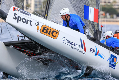 09 04 2016, Cannes (FRA, 06), Flying Phantom Series Cannes 2016