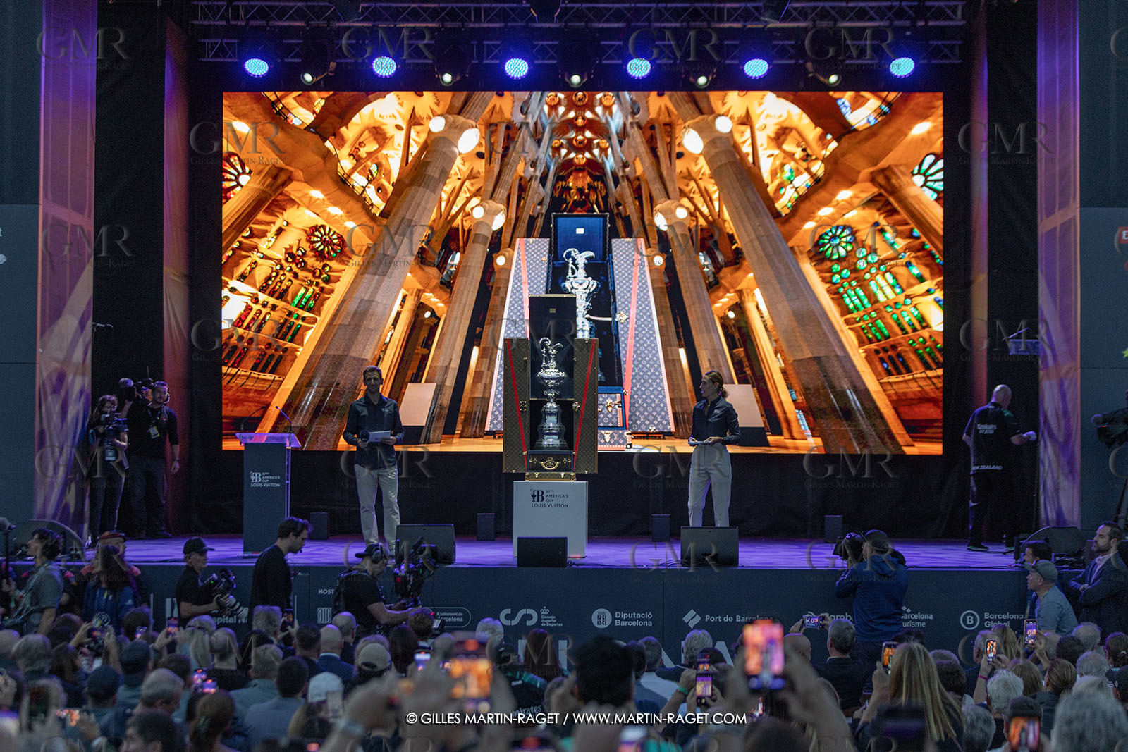 19 10 2024, Barcelona (ESP), Louis Vuitton 37th America's Cup, Final Match, Race Day 6 , Prizegiving