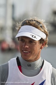 26-04-10 - Hyeres (FRA,83) - SOF 2010 - Tom BURTON