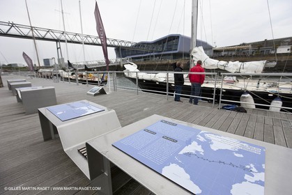 19 05 2010- Lorient- (FRA,56)  the five Pen Duick and l'Hydroptere in front of the Cité de la Voile Eric Tabarly