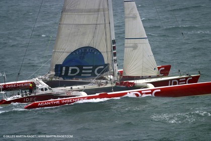 Round the world solo record - Idec - Francis Joyon - Brest finish