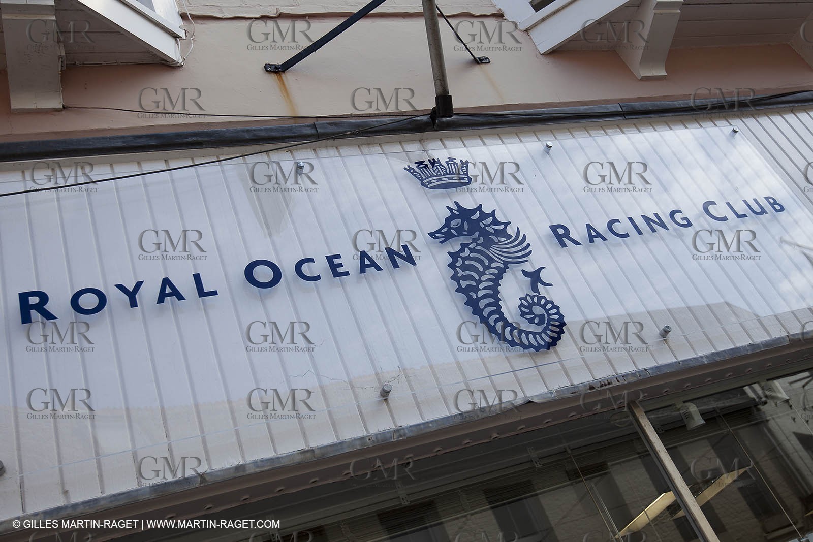 02 08 2010 - Cowes (UK, IOW) - The 1851 Cup -  BMW ORACLE Racing - Training Day.