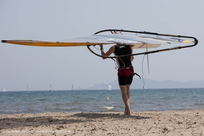 20 04 2010 - Hyères (FRA,83) - SOF 2010 - ZHIK Team - RSX Hommes - Julien Bontemps