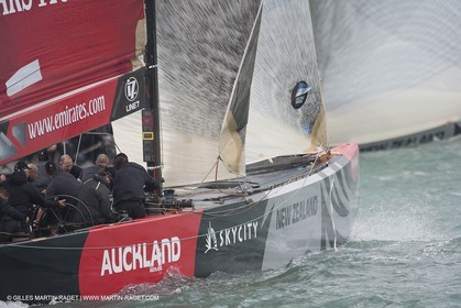 14 02 2009 - Auckland (NZL) - Louis Vuitton Pacific Series - Racing Day 14 - Challenger final
