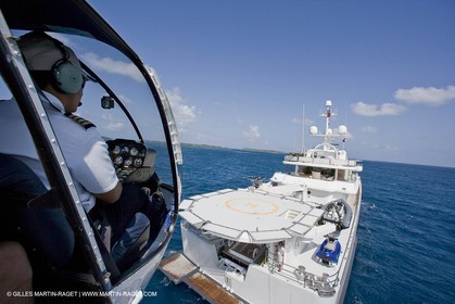01 02 2008 - San Blas Archipelago (Panama) - Motor Yacht Senses