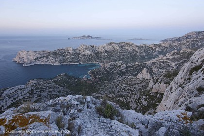 04 04 2009 - Marseille (FRA, 13) - Les Calanques - Marseille as seen from the top of the Baou Rond