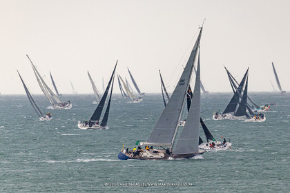 26 07 2025, Cowes (UK, IOW), Admiral's Cup 2025, Rolex Fastnet Race start,