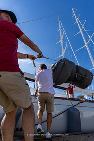 GMR_VST25_2295.jpg