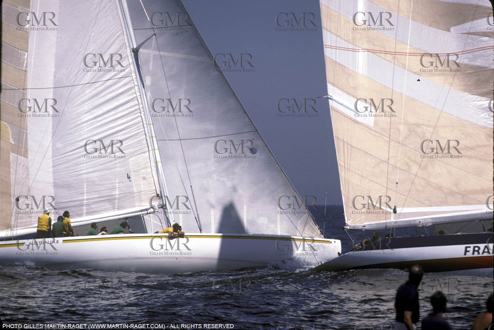 Newport 1983, Training start between France 3 and Australia II (top)