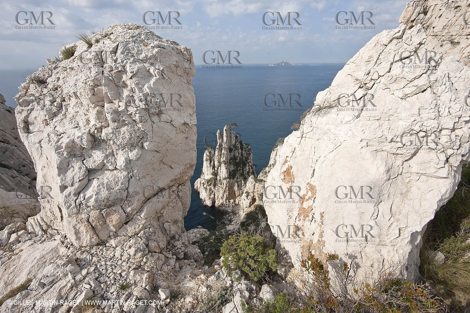20 03 2009 - Marseille (FRA, 13) - Les Calanques - Pic de l'Eissadon and devenson cliffs