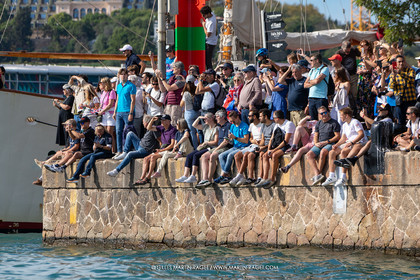 19 10 2024, Barcelona (ESP), Louis Vuitton 37th America's Cup, Final Match, Race Day 6, Dock out