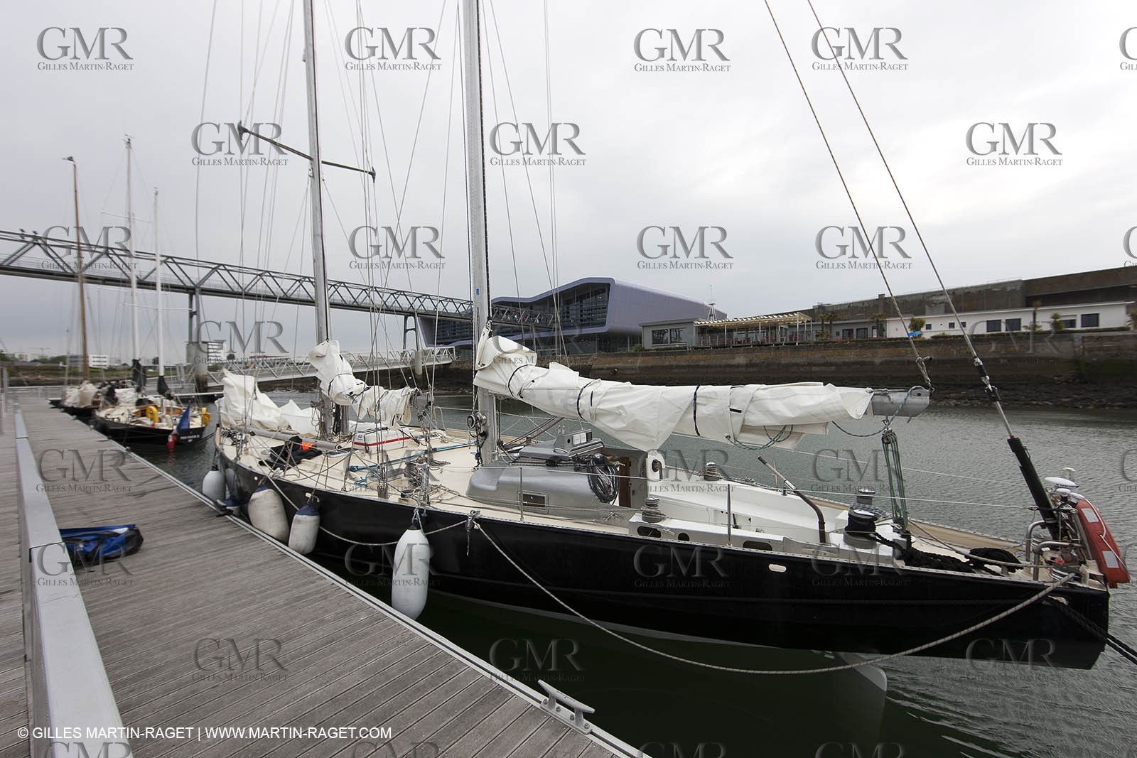 19 05 2010- Lorein- (FRA,56)  -  Pen Duick III - Cité de la Voile Eric Tabarly