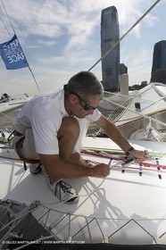 05 07 2012 - New York (USA) - Ocean Krys Race - Speed runs in fornt of NY city