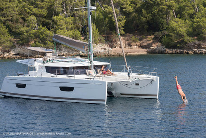 12 09 2016, Cannes (FRA,06), Chantier Fountaine-Pajot, Helia 44