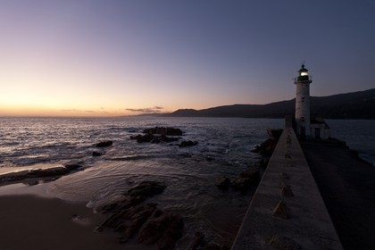 16 02 2012 - Propriano (FRA, Corse) - Compagnie la Méridionale - Le Piana en escale à Propriano