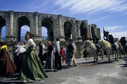 Arles (FRA,13) - Costume from Arles Fest