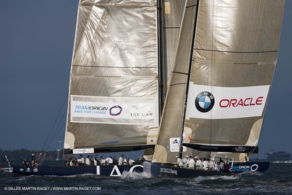 04 08 2010 - Cowes (UK, IOW) - The 1851 Cup -  BMW ORACLE Racing - Day 2.