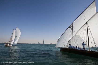 20 11 2010 - Dubai (UAE) - Dubai Louis Vuitton Trophy - Courses de boutres traditionnels pour les équipes engagées