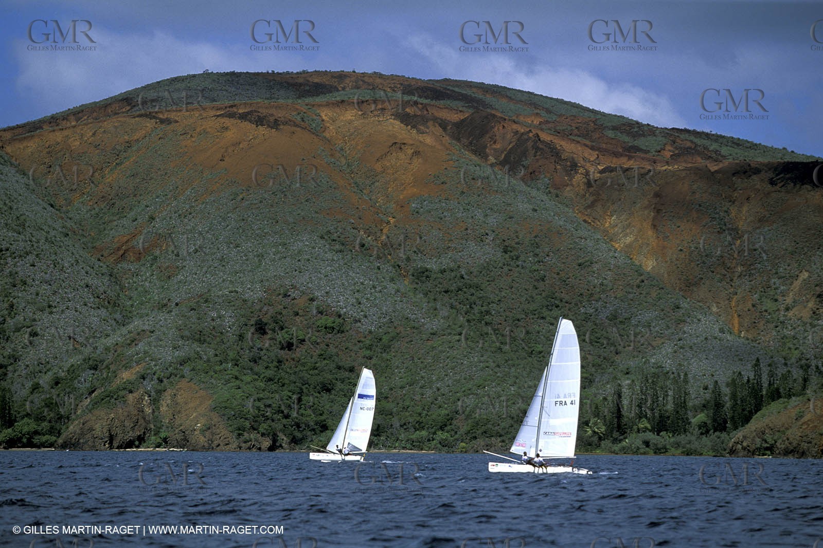 Dinghies - Raids - Sport Catamarans